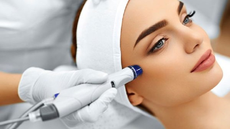 متخصص طب سوزنی اصفهان میکرودرم