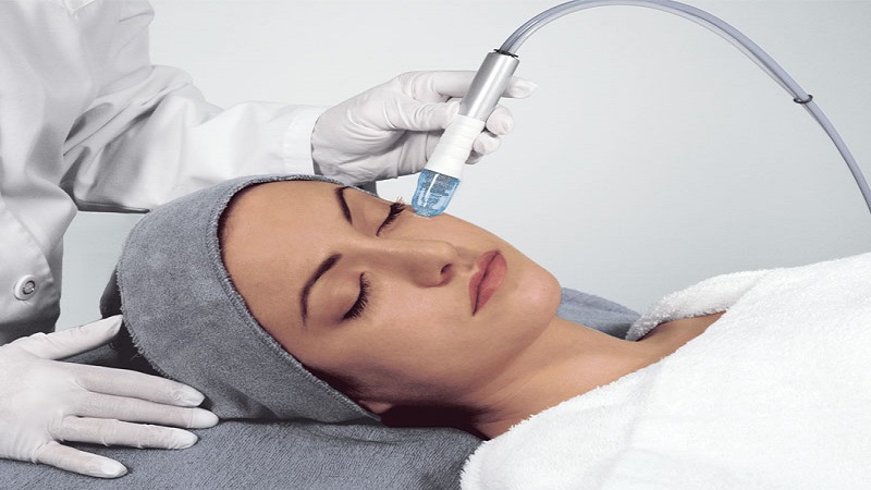 میکرودرم ابریژن روشی غیرتهاجمی جوانسازی پوست | متخصص طب سوزنی اصفهان