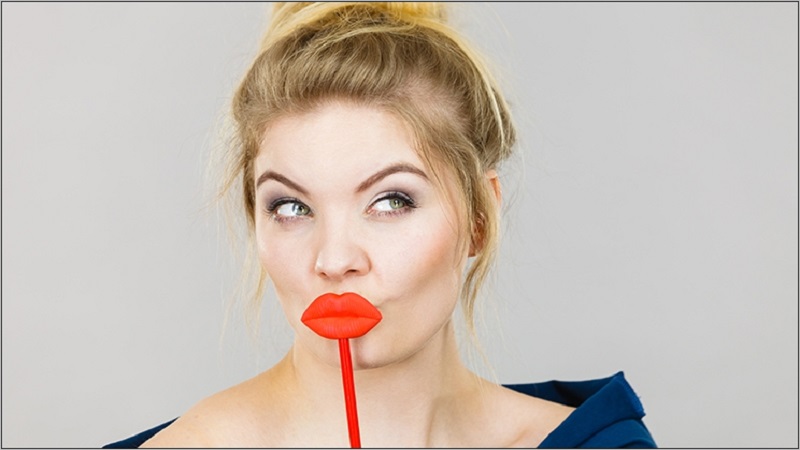 متخصص طب سوزنی اصفهان | 
مقایسه دو روش ایمپلنت لب و فیلر لب